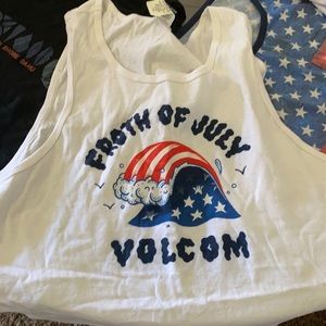 Volcom white short sleeve T-shirt 7/4 theme